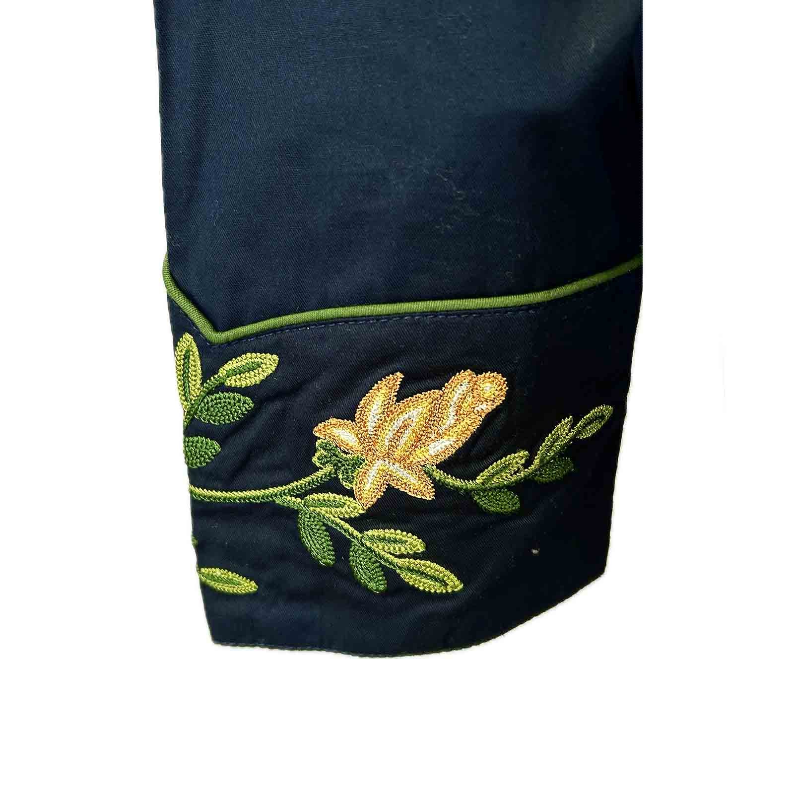 Rockmount Ladies' Floral Embroidery Navy Cuff