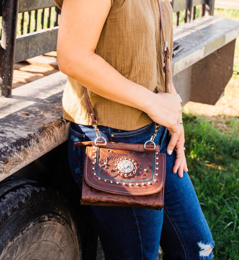 American West Lady Lace Crossbody Bag Wallet