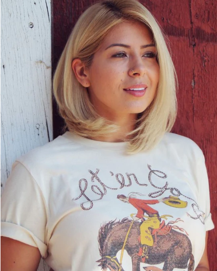 Original Cowgirl Clothing T-Shirt Let'er Go Natural