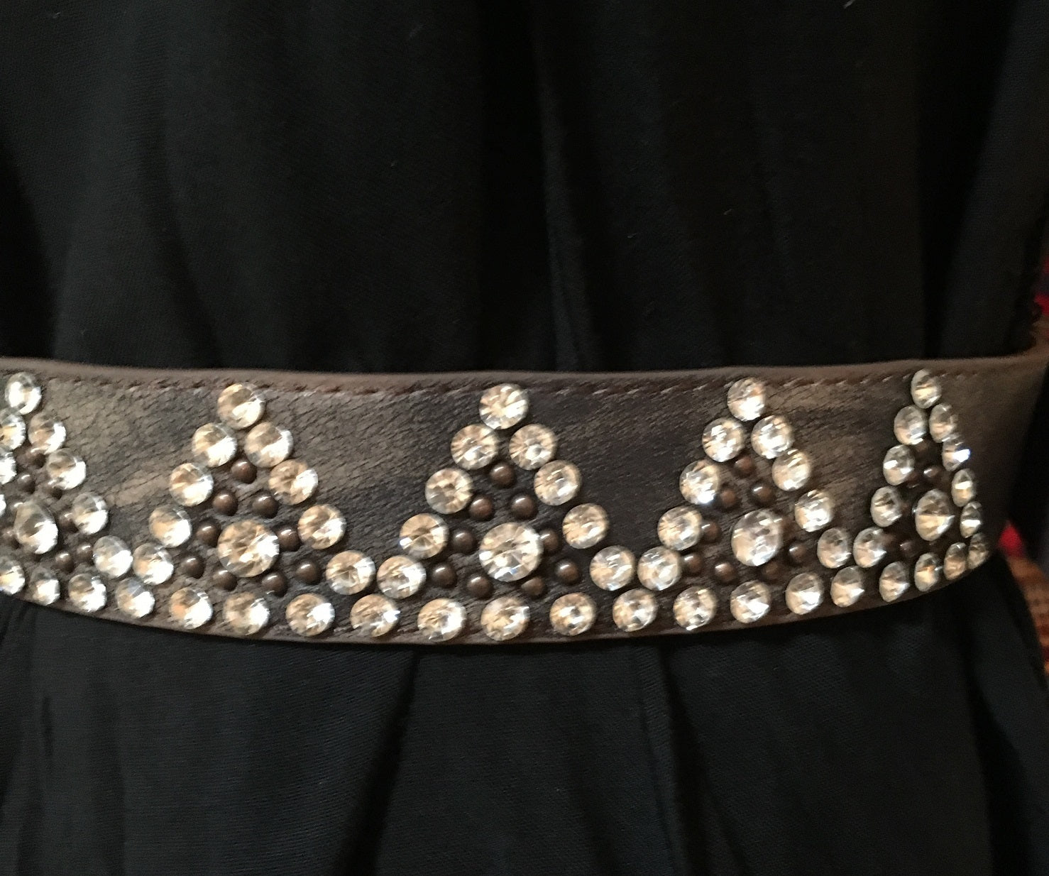 Western Fashion Brown Leather Belt with Copper Buckle and Rhinestones