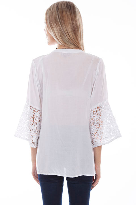 Scully Ladies' Honey Creek Floral Embroidery Crochet Sleeves Front
