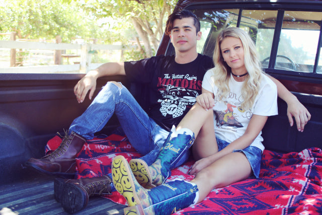 Original Cowgirl Clothing T-Shirt Let'er Go Natural