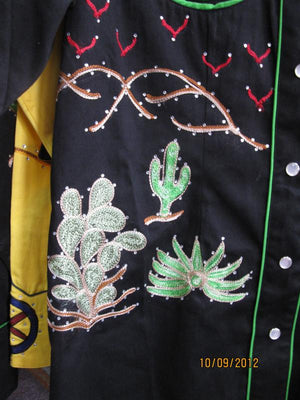 Rockmount Ranch Wear Ladies' #7755 Palm Trees Wagon Wheel Shirt Black Detail