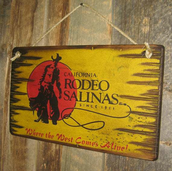 Western Wall Sign Rodeo: Rodeo California Salinas Left View